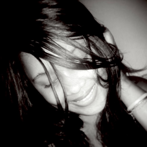 Meet your Posher, Charmaine - Picture 1 of 1